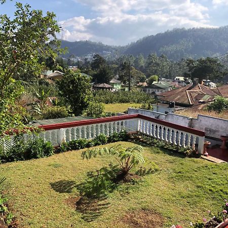 White Cottage 努沃勒埃利耶 外观 照片