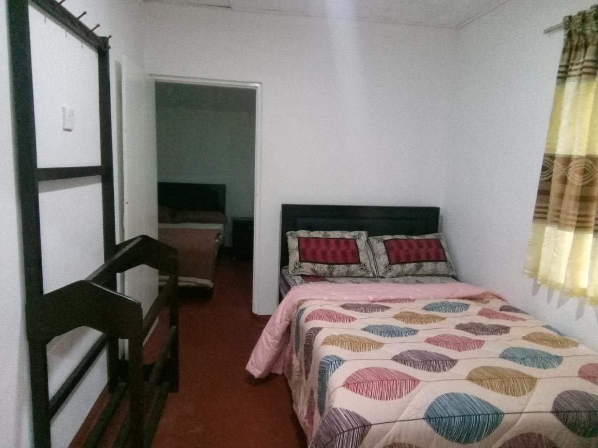 White Cottage 努沃勒埃利耶 外观 照片